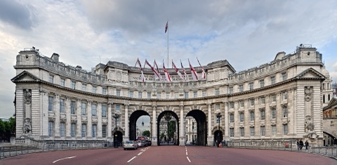 A photograph of Admiralty Arch.