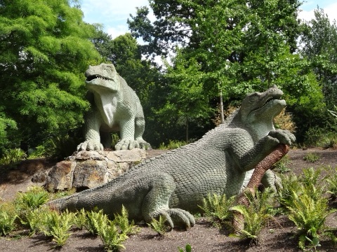 088 - Dinosaurs in Crystal Palace Park