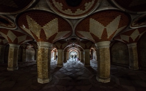 A photograph of Crystal Palace Subway.