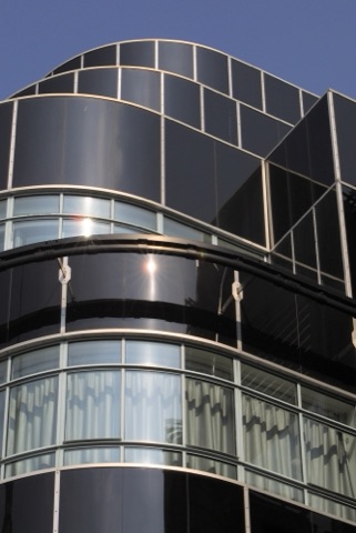 A view of the Streamline Moderne architecture of the (former) Daily Express building on Fleet Street — London. The image was taken with a Canon EOS D30 with a Sigma 70-300mm lens