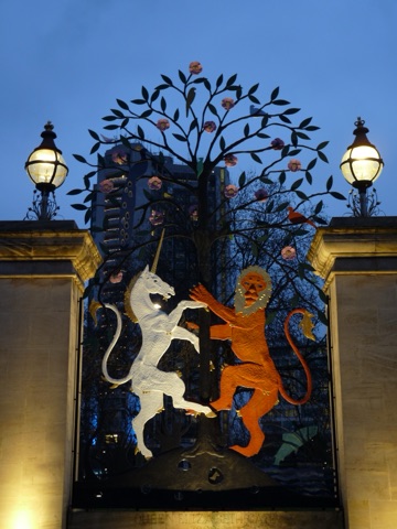 The central panel between the moving gates of the Queen Elizabeth Gate to Hyde Park in Mark 2011