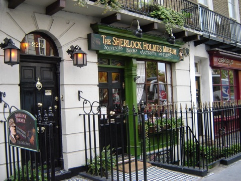 Photo showing the address as 221B beside the location of the Sherlock Holmes Museum in London England