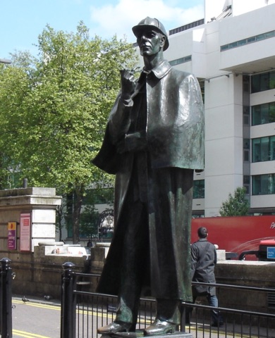 Statue Of Sherlock Holmes-Marylebone Road London