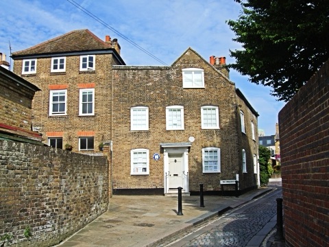 Twickenham Museum on the Embankment